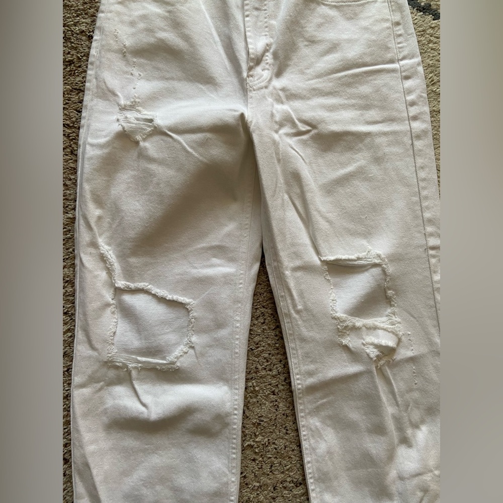 NWT Wild Fable Super-High Rise Distressed Cropped Straight Jeans - Picture 4 of 6